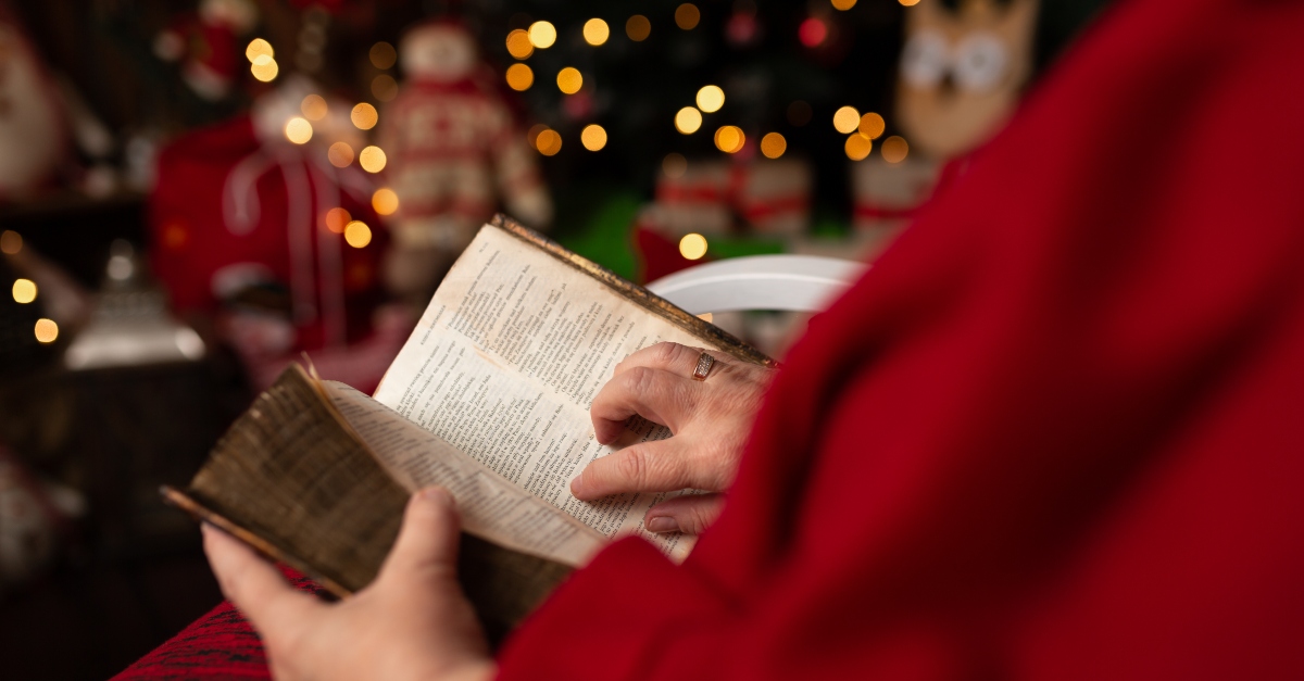 20 Verses to Prepare Your Heart for Christmas
