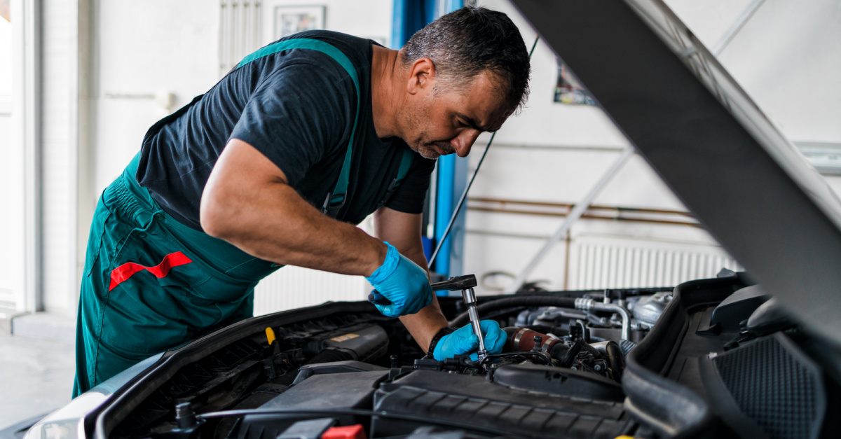 Megachurch to Open Auto Repair Shop to Serve Individuals