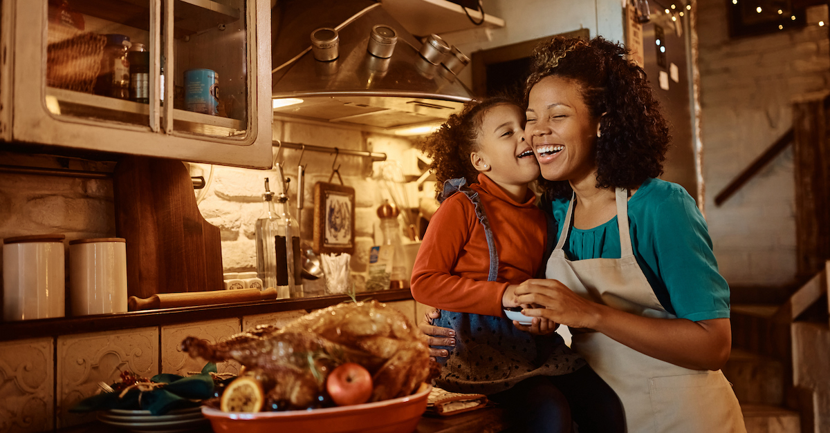 So schaffen Sie sinnvolle Thanksgiving-Traditionen in Ihrer Familie