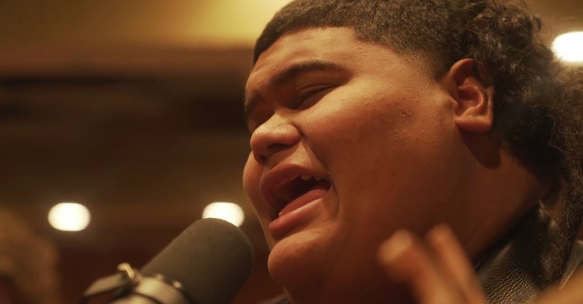 American Idol Winner Iam Tongi ‘If I Could Only Fly’ Acoustic Video