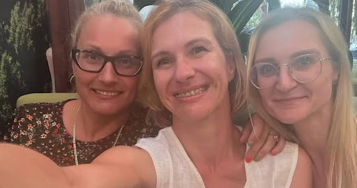 She Hired a Private Detective and Found the Sisters She Never Knew She Had