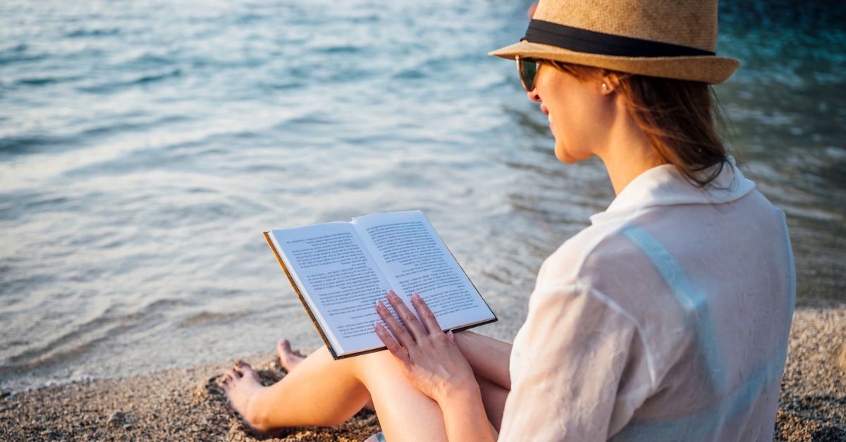 Top 10 Christian Books to Pack in Your Beach Bag This Summer ...