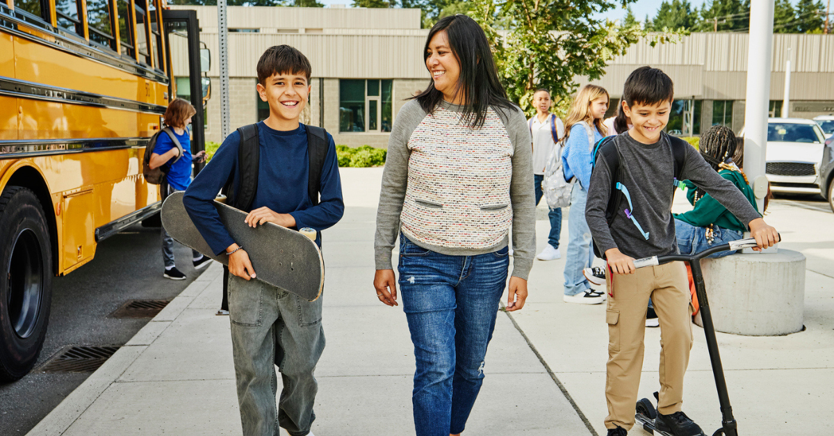 10 Parenting Tricks to Assist Youngsters Thrive In the course of the College Yr with Peace and Objective