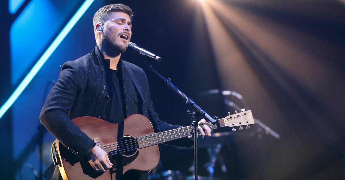 Cory Asbury and Forr...