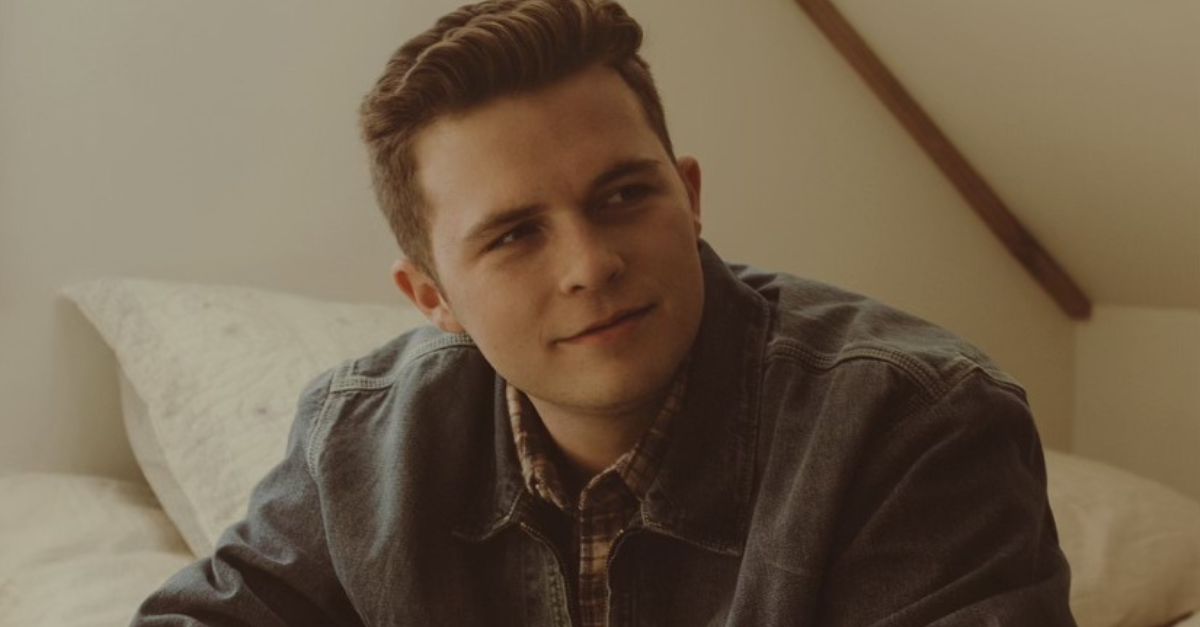 Josiah Queen Reminds Gen Z That ‘Real Life’ Is Found in Scripture, Not iPhones