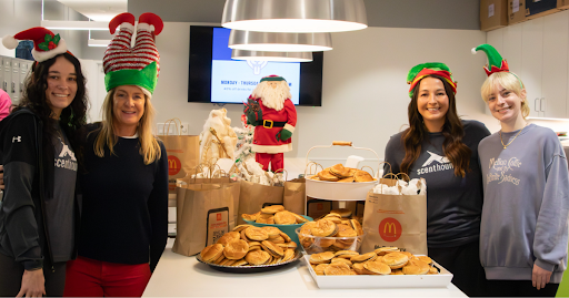 200 Hamburgers, Endless Smiles: Shelter Dogs Get a Feast They’ll Never Forget